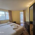 Plaza 4* Солнечный берег